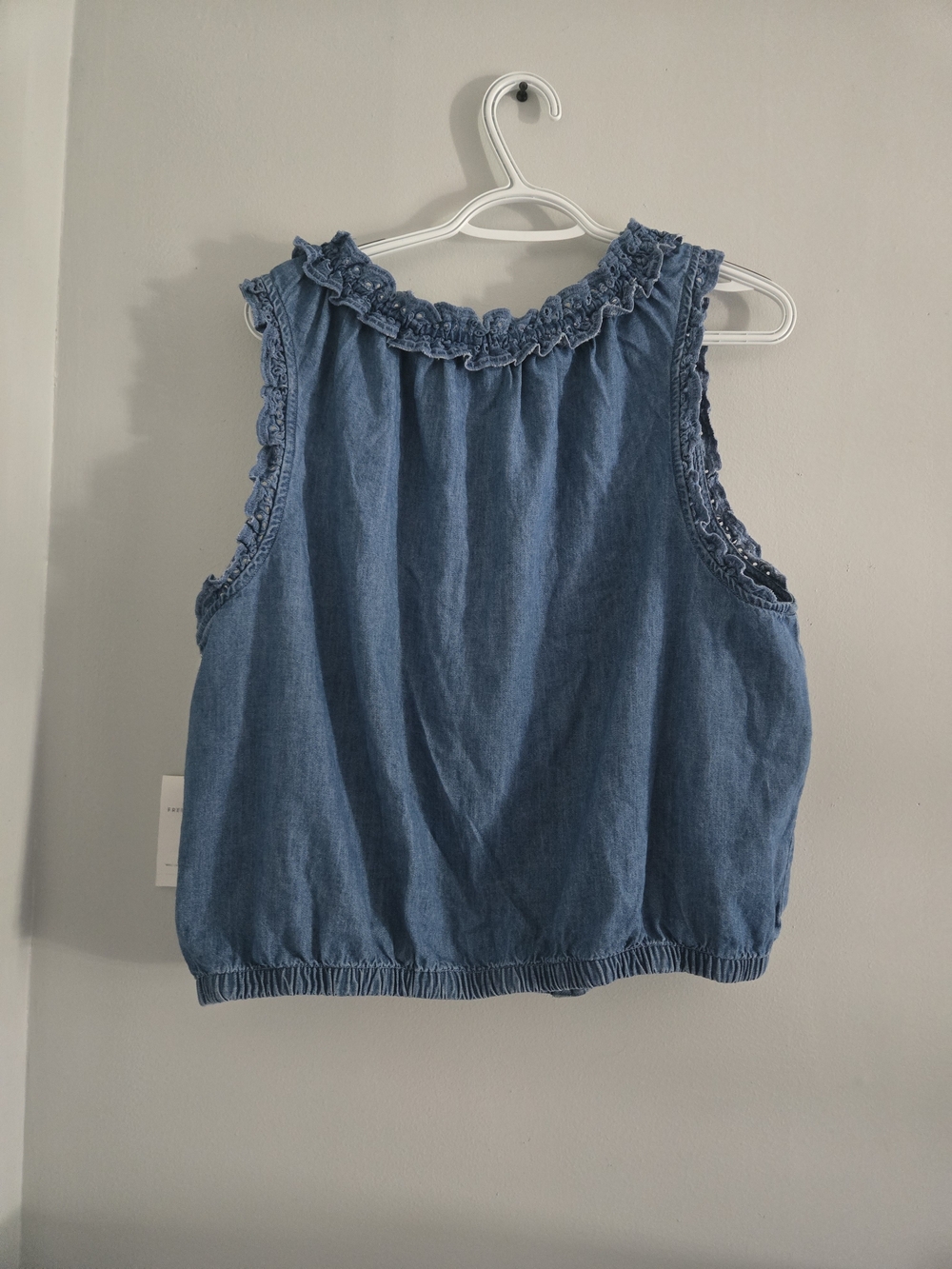 Sleeveless Denim Ruffle-Trim Top - Blue - Picture 3 of 9